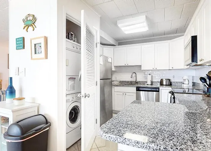 Holiday home Comfortable And Convenient Oceanside With Shared Pool Free Wifi & Balcony Ocean City