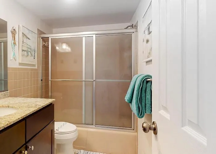 Holiday home Comfortable And Convenient Oceanside With Shared Pool Free Wifi & Balcony Ocean City